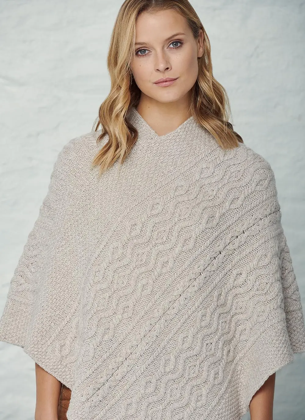 Clare Aran Poncho