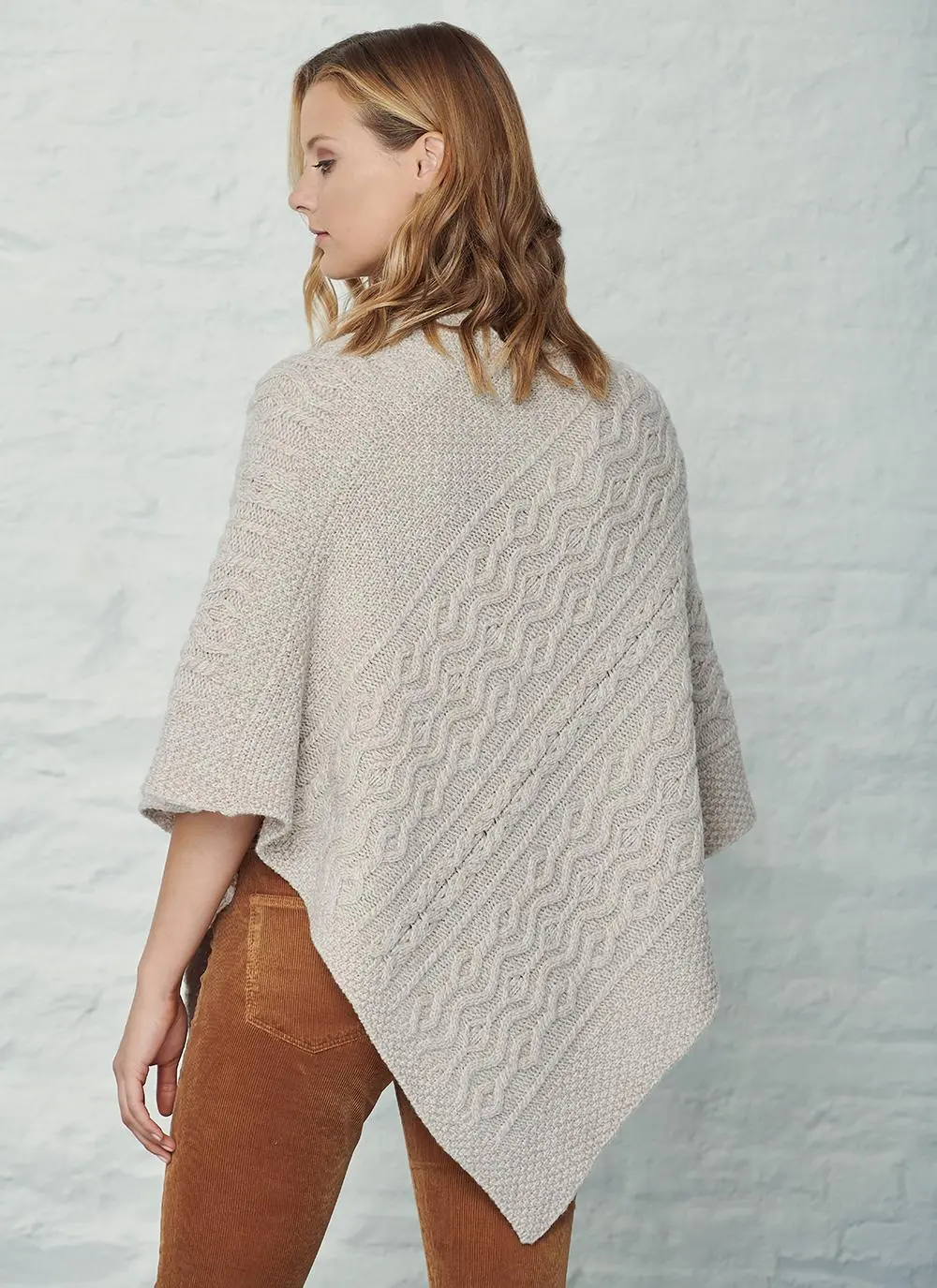 Clare Aran Poncho