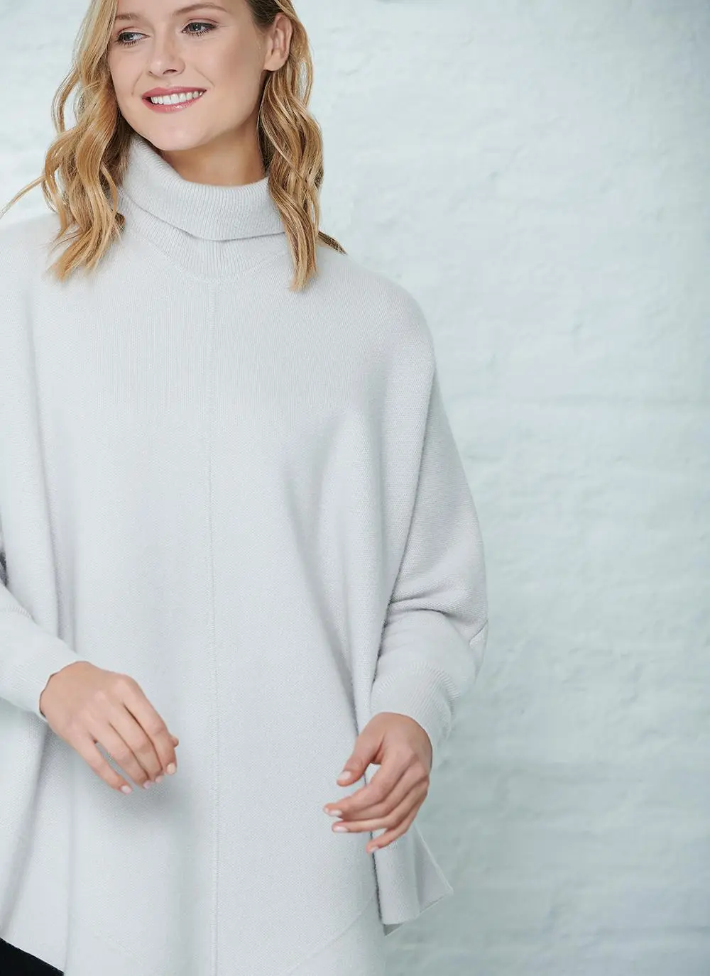 Luxury 100% Cashmere Cape
