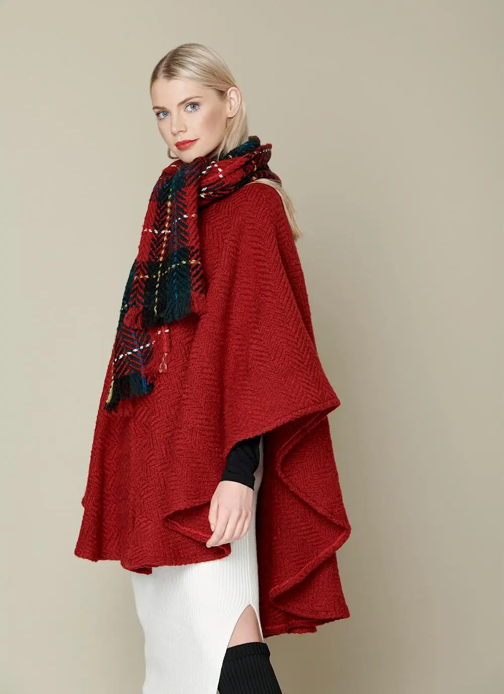 Ciara Cape O'Shea Red 