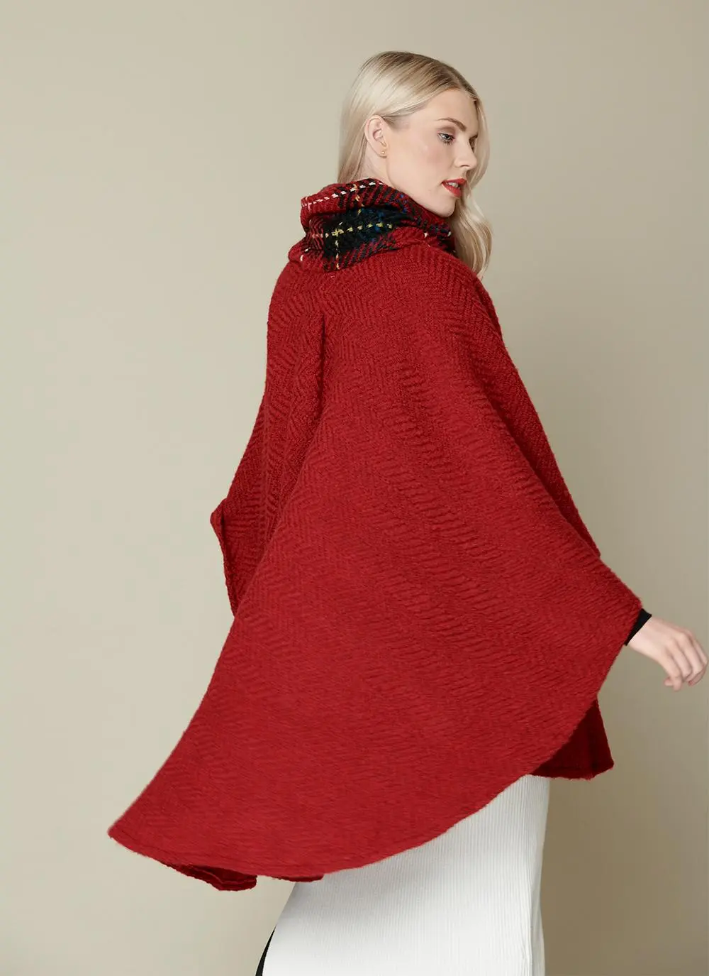 Ciara Cape O'Shea Red 