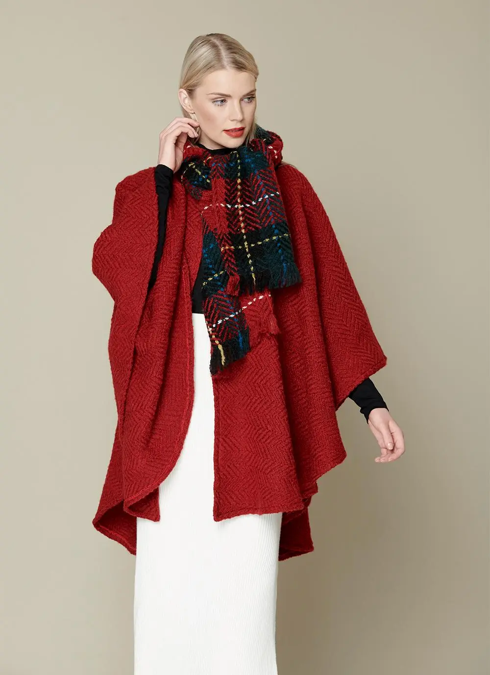 Ciara Cape O'Shea Red 