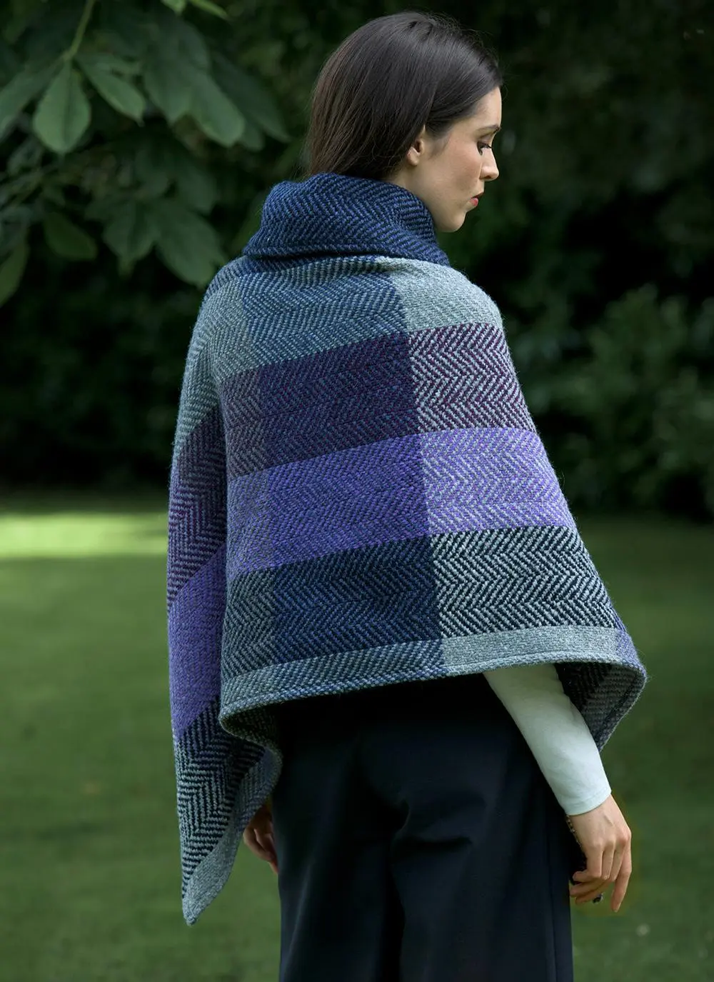 Check Buckle Cape Donegal Lavender