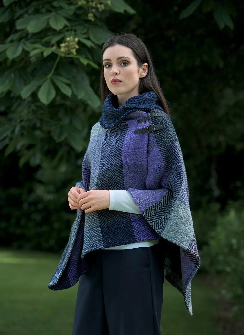 Check Buckle Cape Donegal Lavender