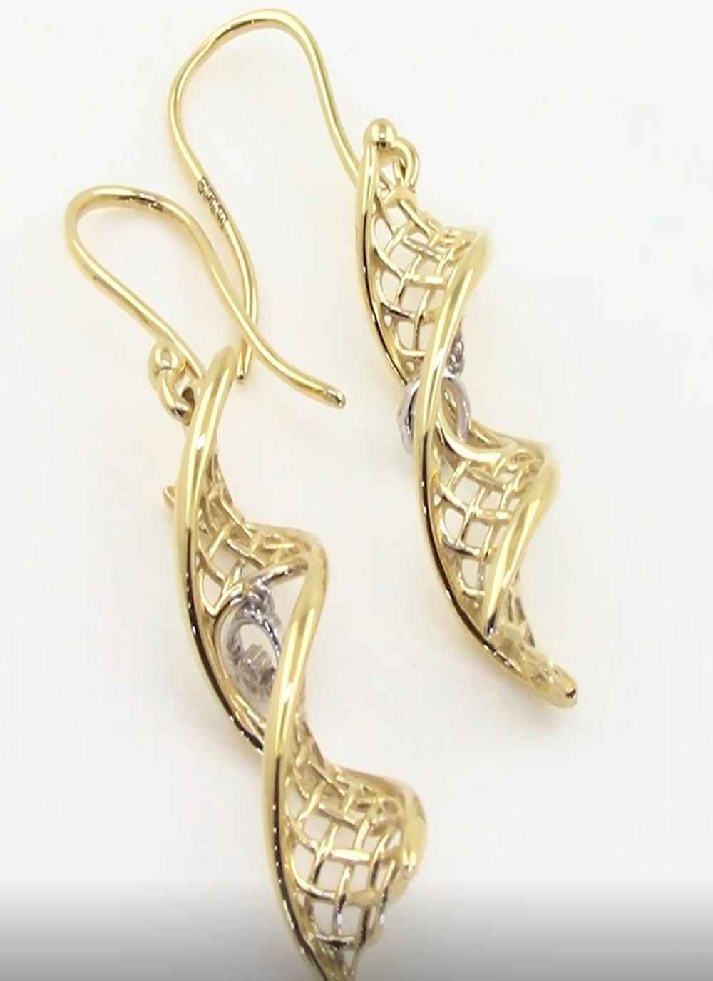 14K Gold Claddagh Twist Earrings