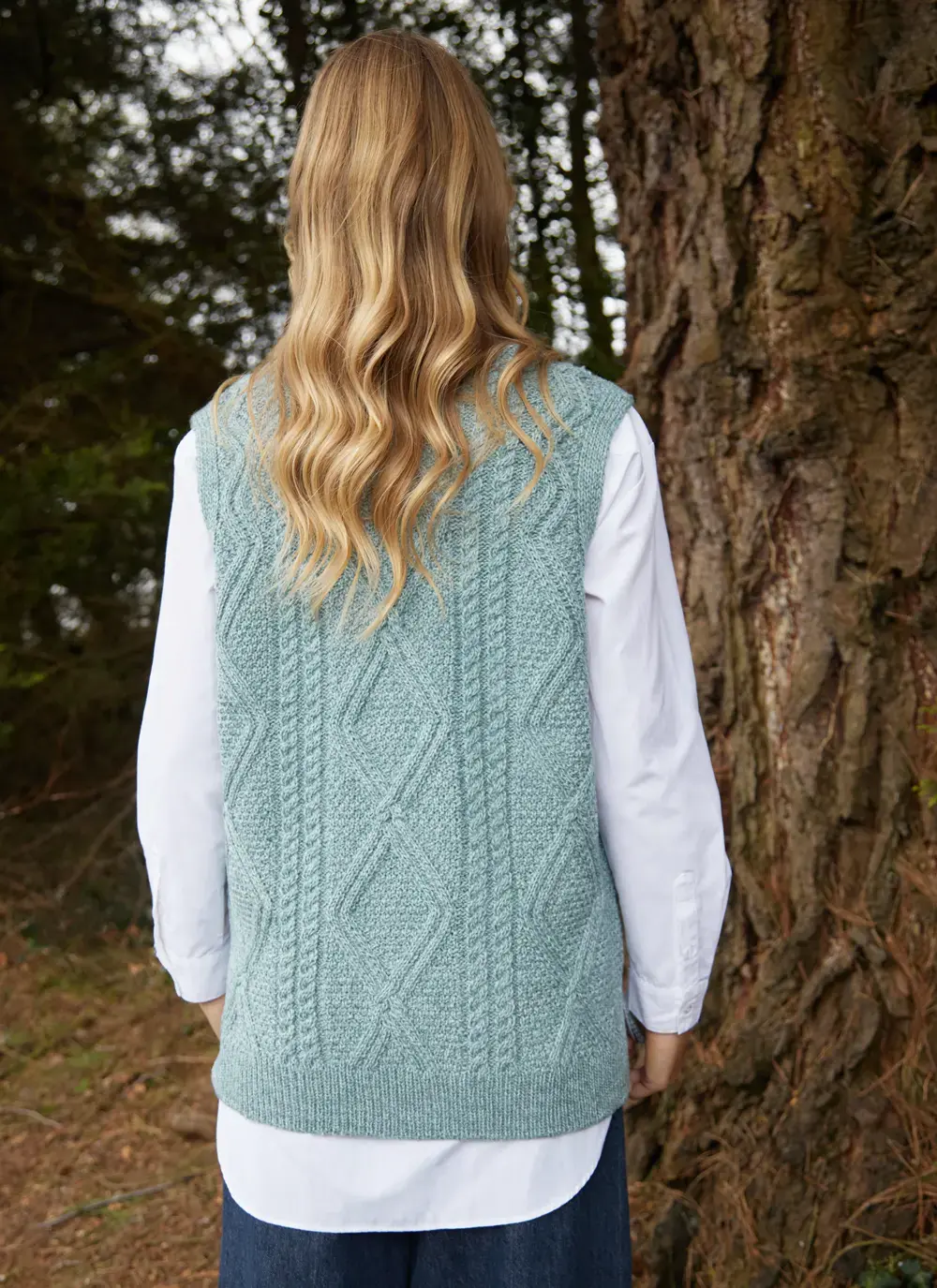 Cara Sleeveless V-Neck Sweater