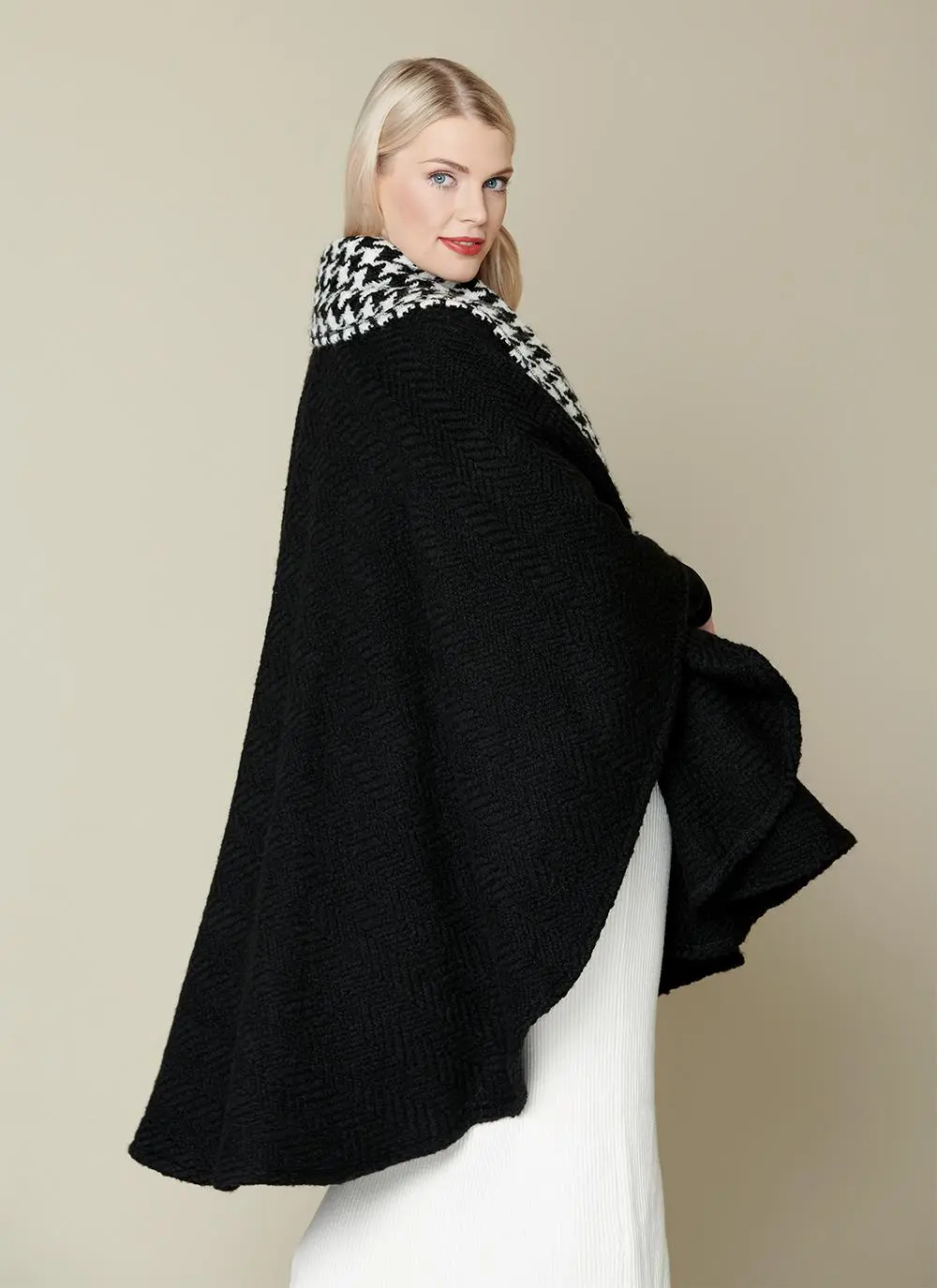 Ciara Black Houndstooth Cape