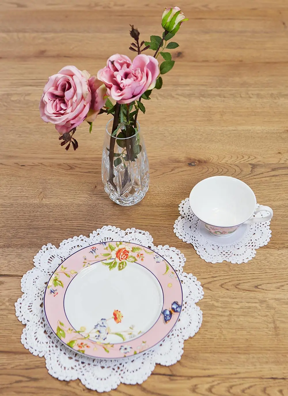 Crochet Edge Doily 6'' Set of 6