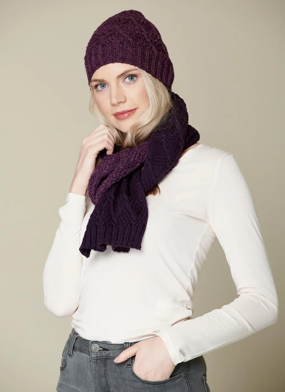 Diamond Contrast Beanie & Scarf Set