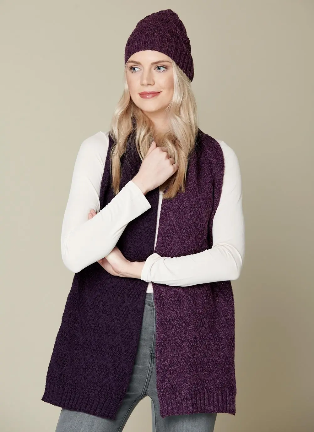 Diamond Contrast Beanie & Scarf Set