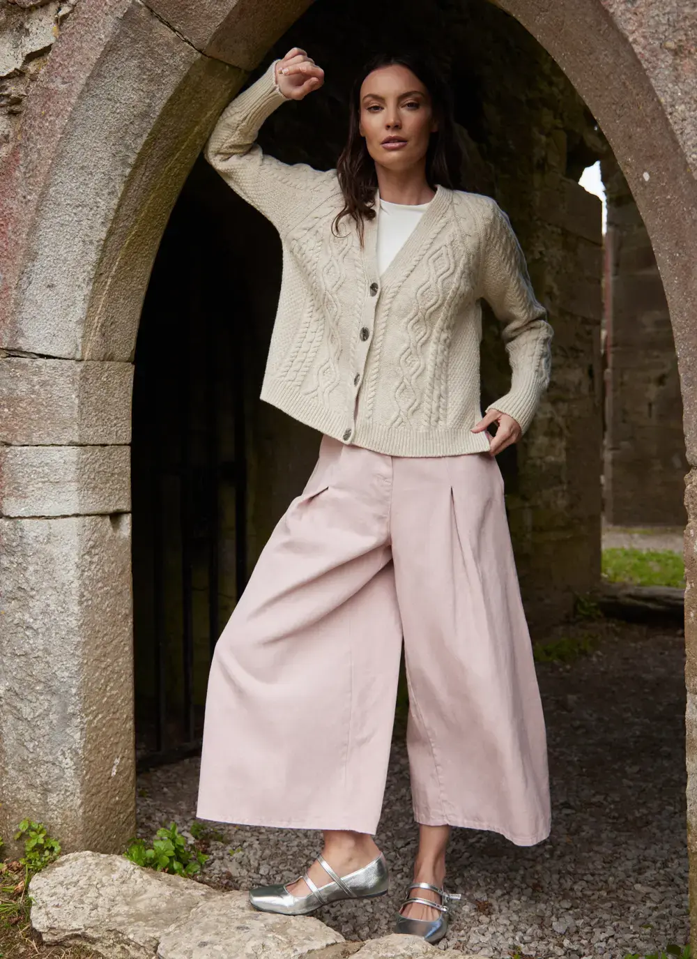 Evie Cashmere V- Neck Aran Cardigan 