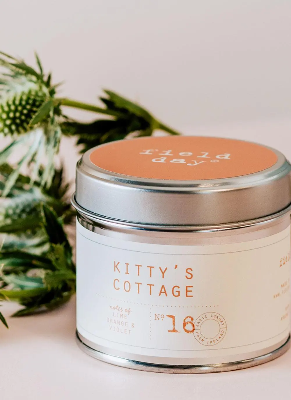 Kitty's Cottage Tin Candle