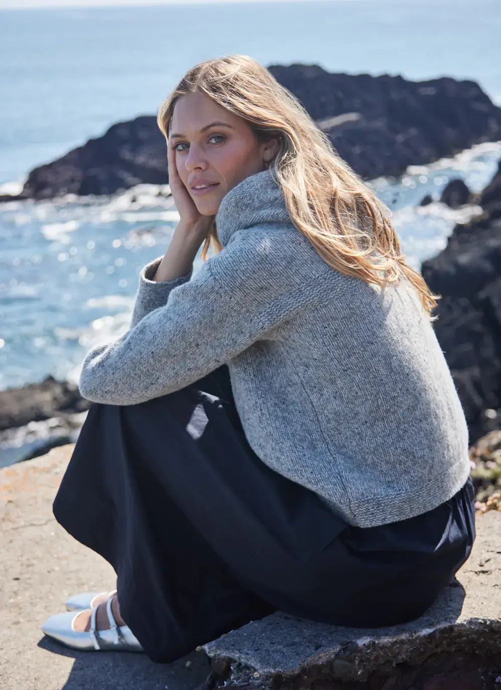 Cashmere Cropped Hoodie