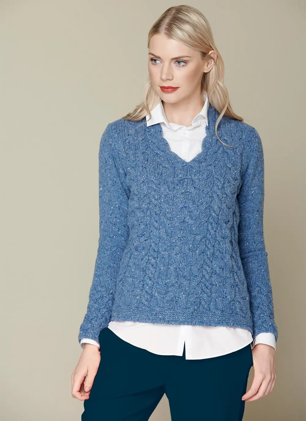 Wool Cashmere Horseshoe Cable V-Neck Sweater