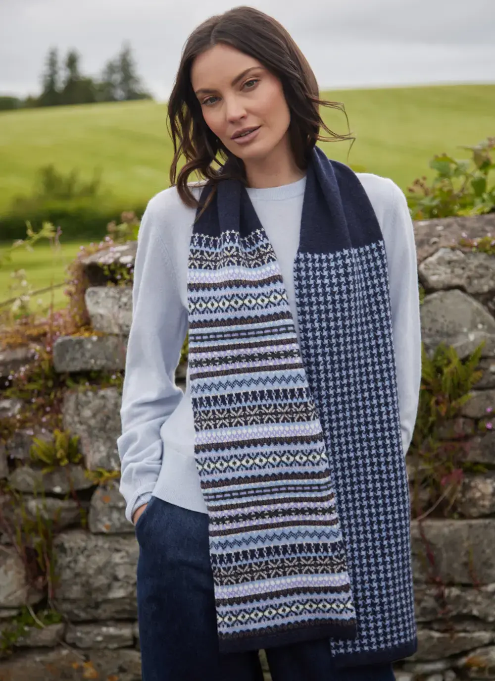 Kerse Fairisle Scarf in Navy