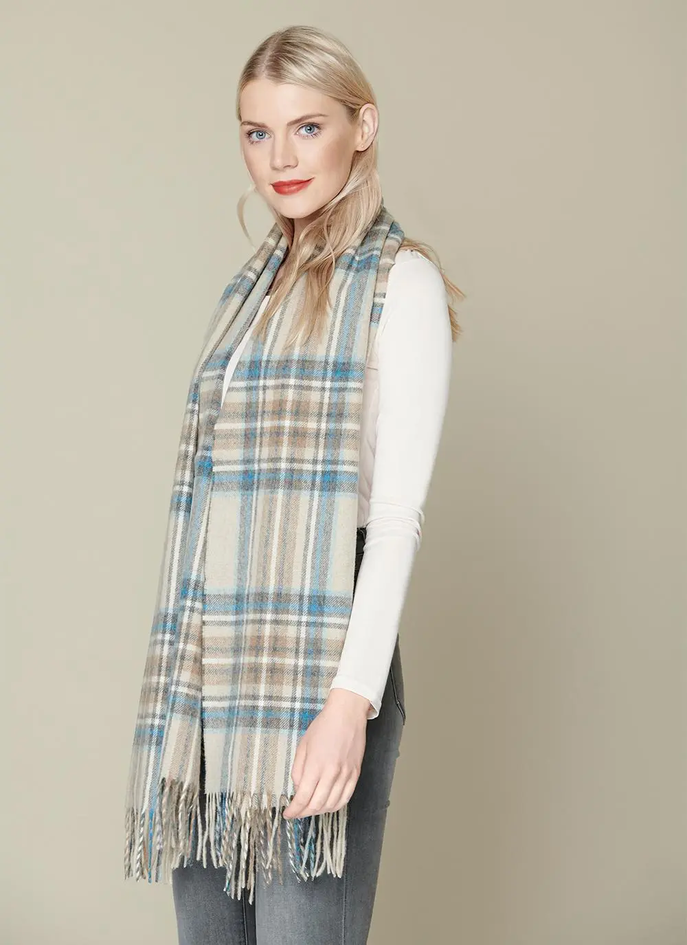 Kildwick Natural & Aqua Stole