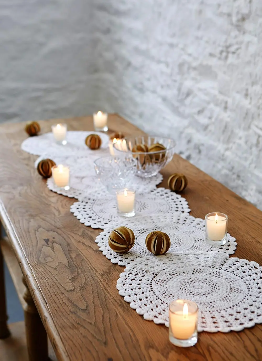 Lace Doily 8'' Set of 4