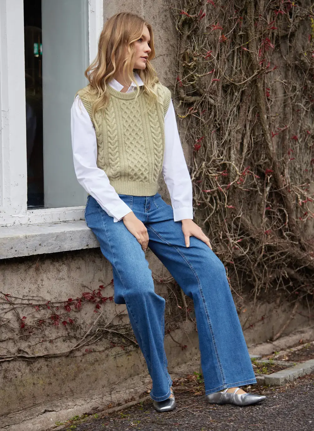 Ladies Sleeveless Aran Vest