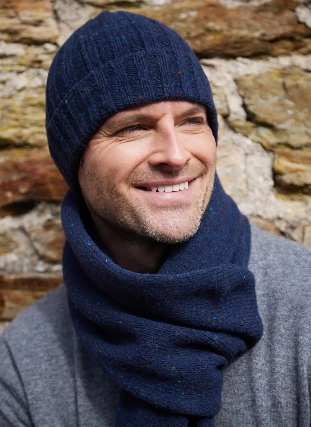 Wool Cashmere Tweed Ribbed Hat in Navy | Blarney