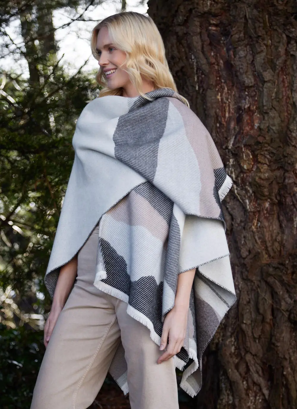 Textured Color Block Shawl 