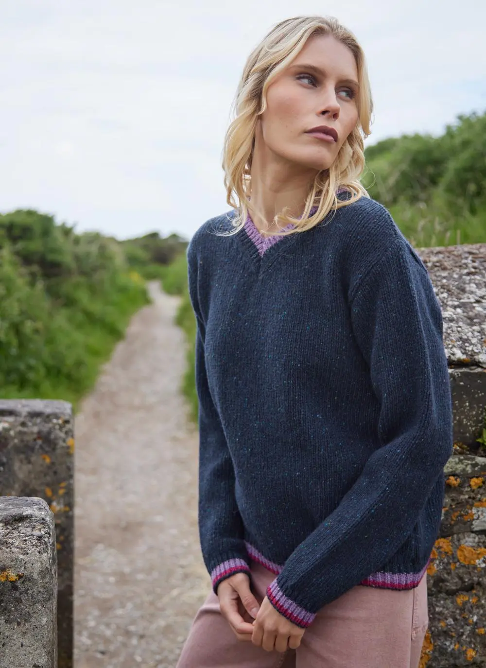 Mespil Cashmere V-Neck Contrast Sweater
