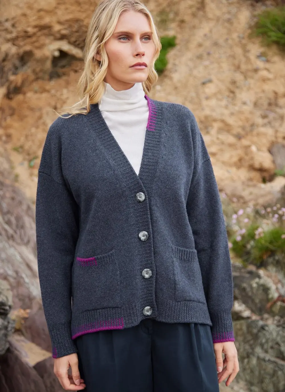 Fisherman Wool Cashmere Blanket Stitch V-Neck Cardigan 