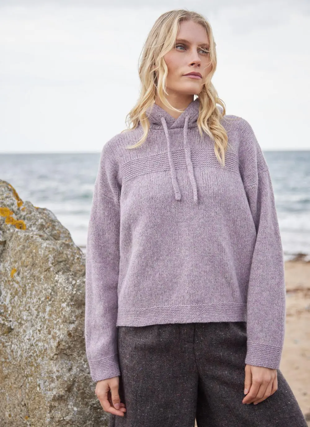 Cashmere Cropped Hoodie