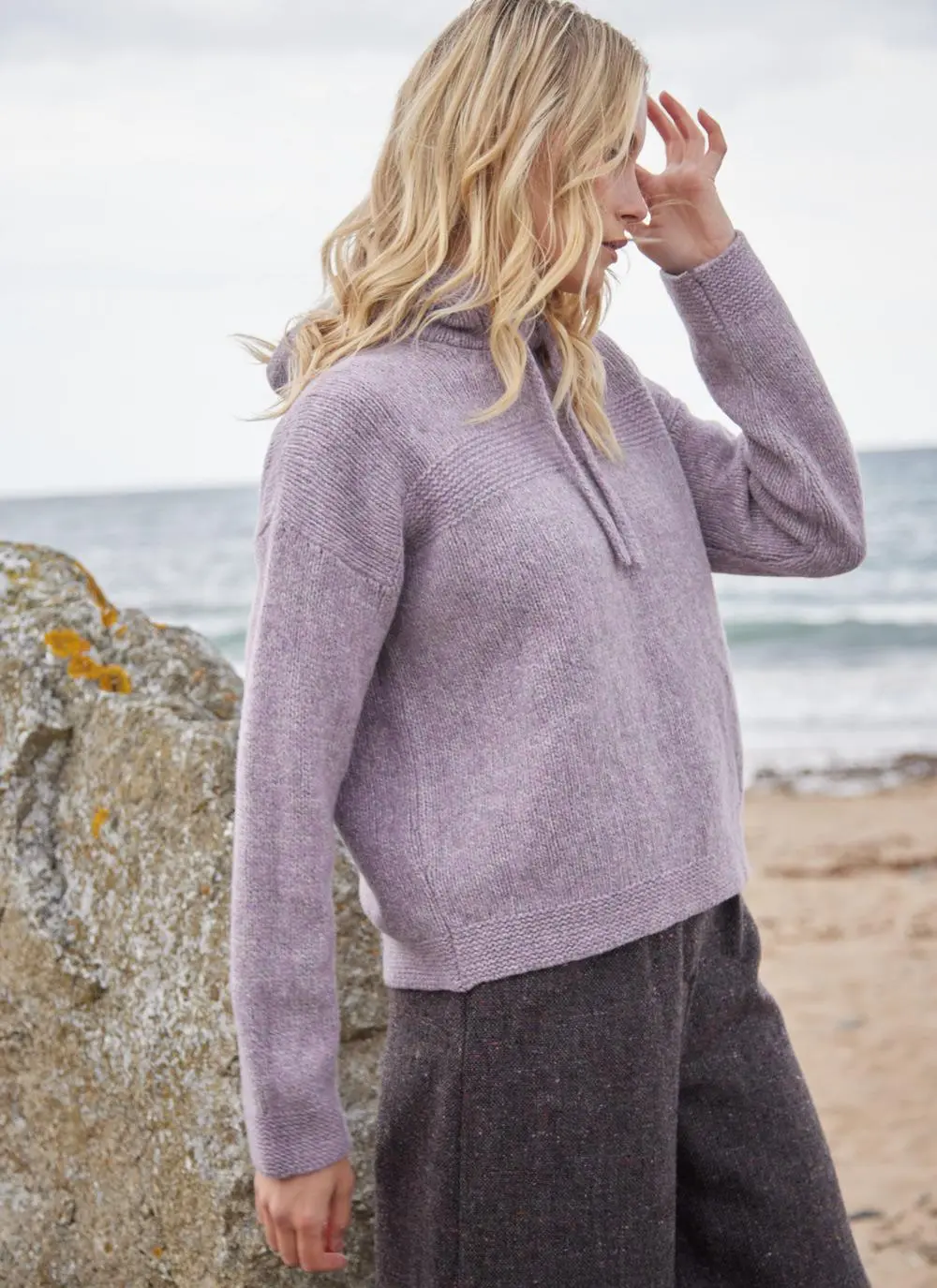 Cashmere Cropped Hoodie