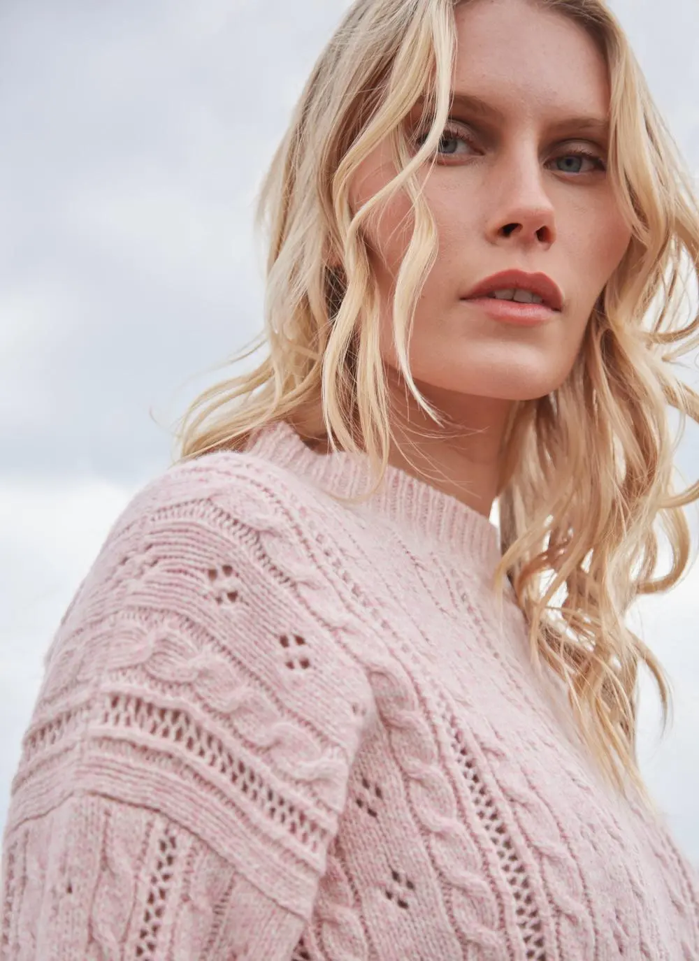 Fisherman Wool Cashmere Eyelet Cable Crew Sweater