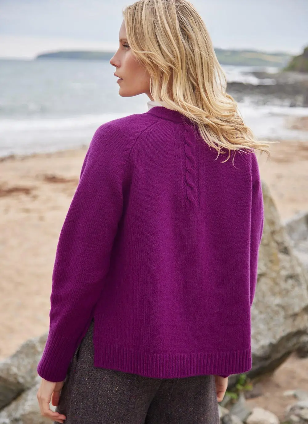 Fisherman Cashmere Raglan Cable V-Neck Cardigan
