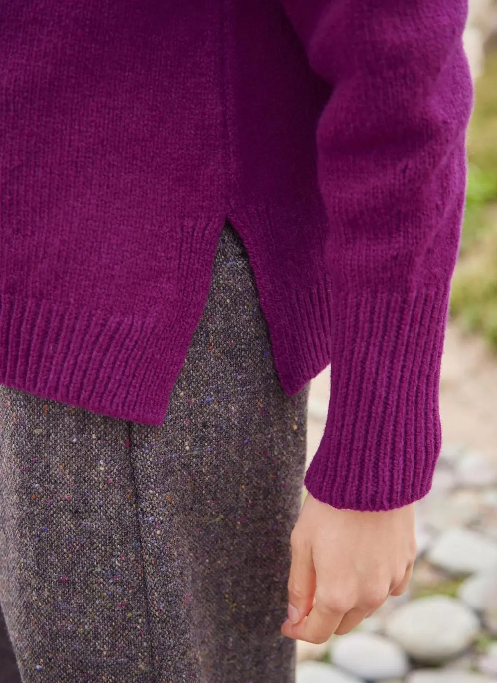 Fisherman Cashmere Raglan Cable V-Neck Cardigan
