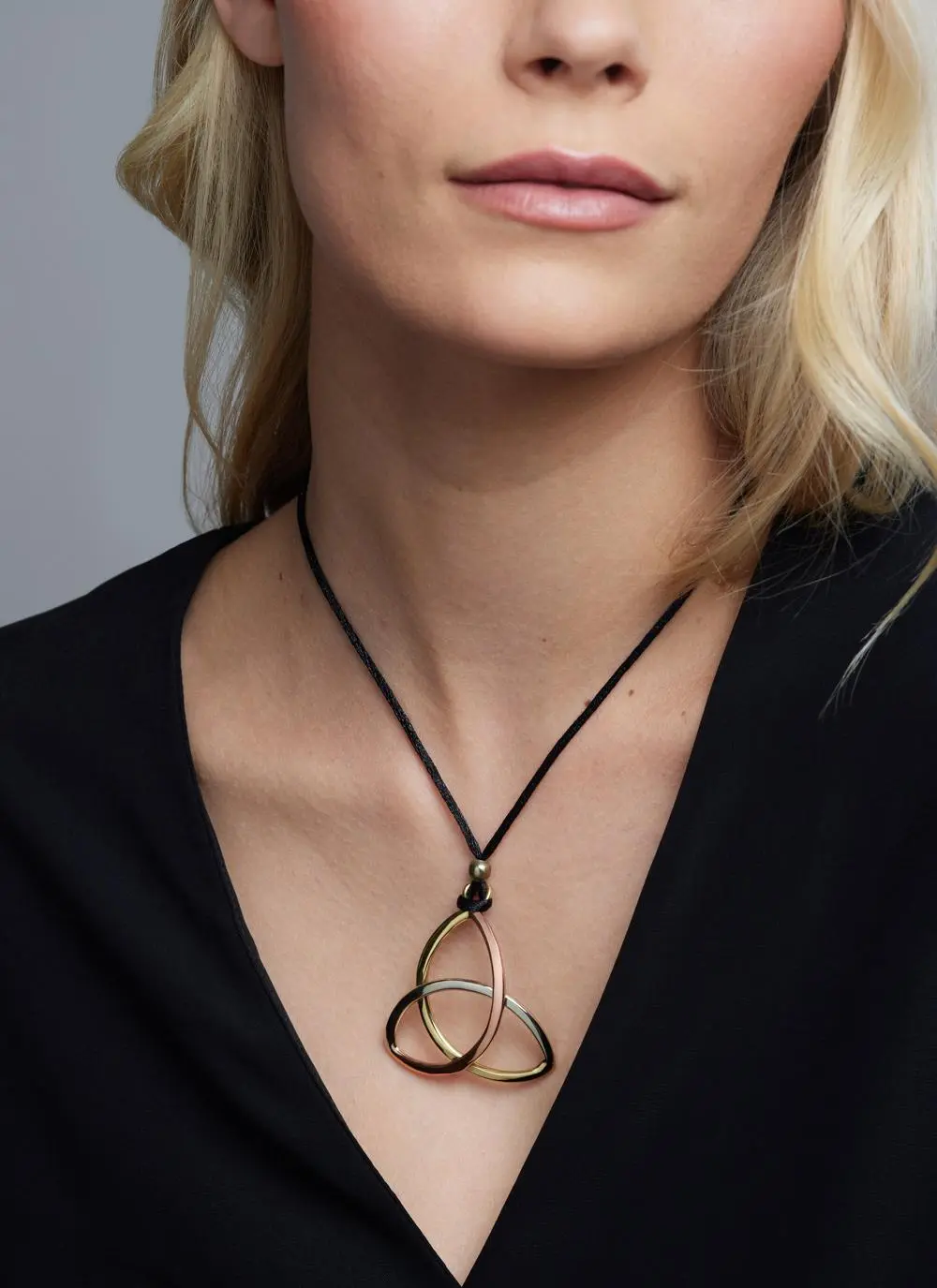 Tricolor Trinity Knot Pendant