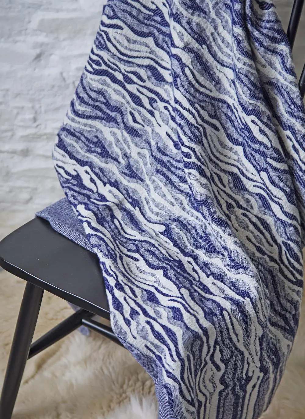 Navy Ripple Linen & Wool Throw