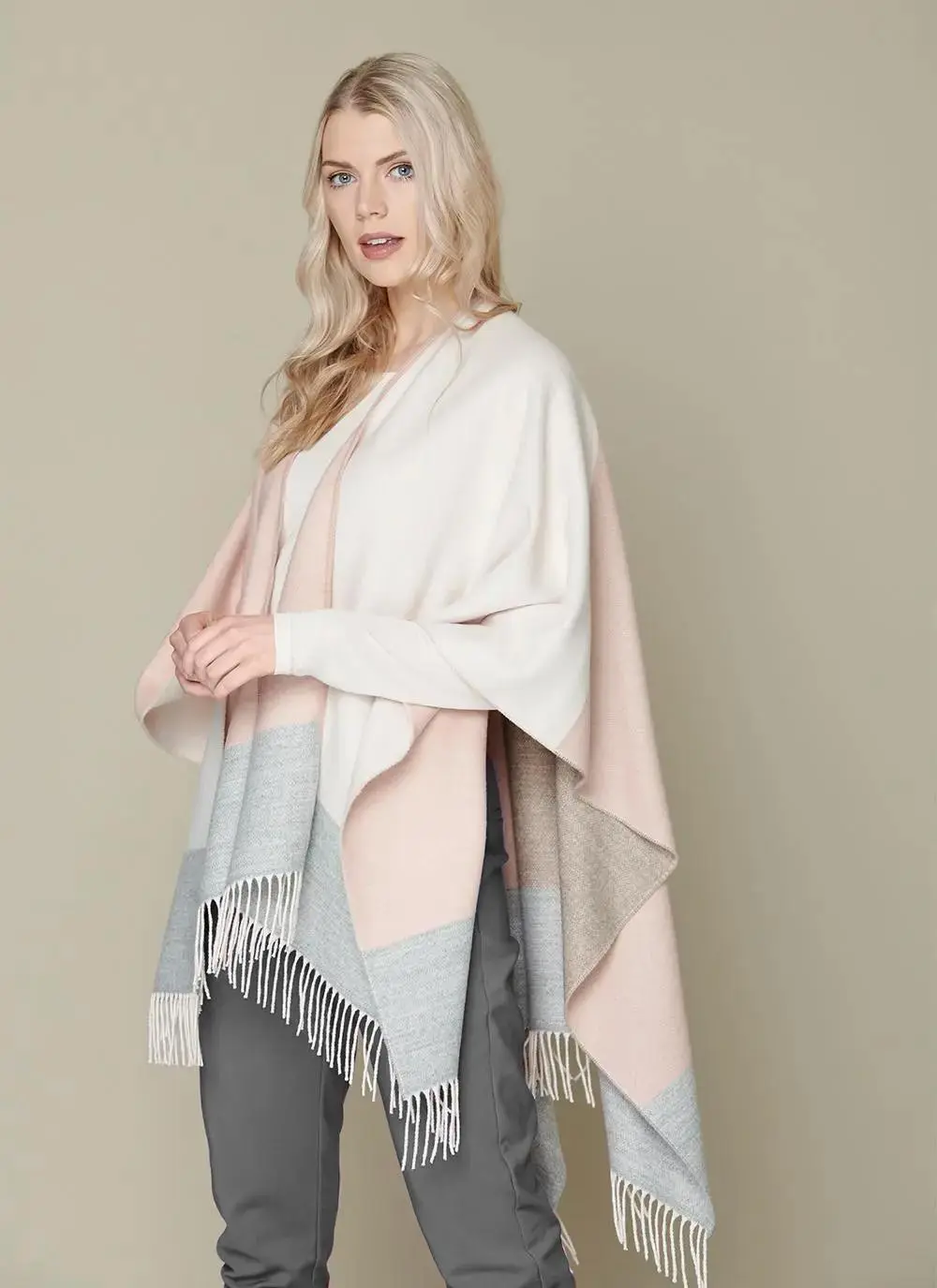 Mourne Four Square Shawl