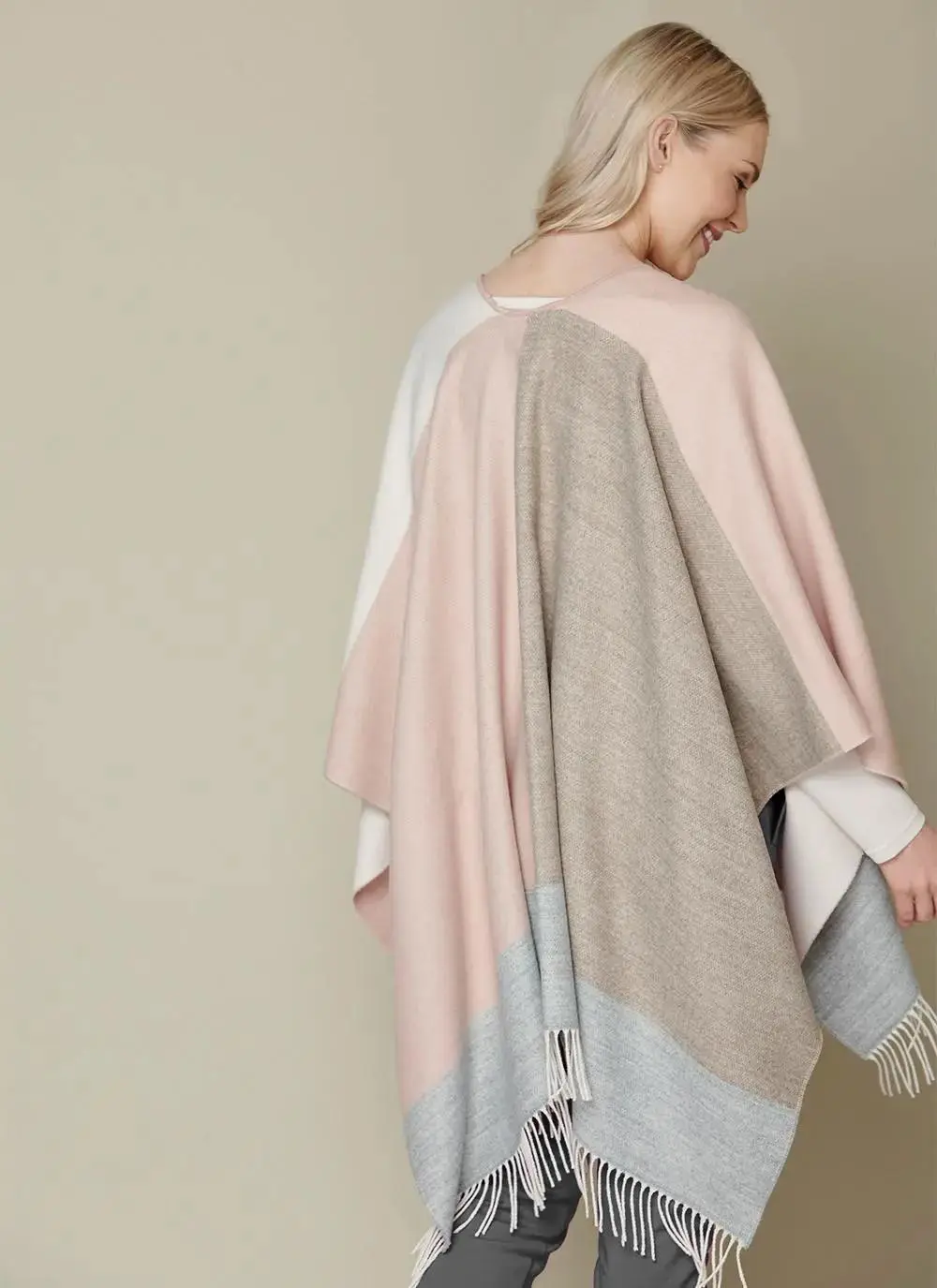 Mourne Four Square Shawl