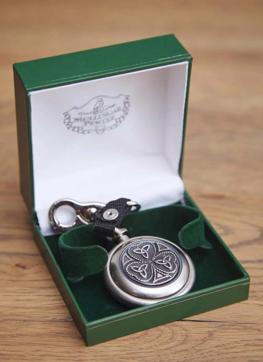 Shamrock Trinity Knot Compass