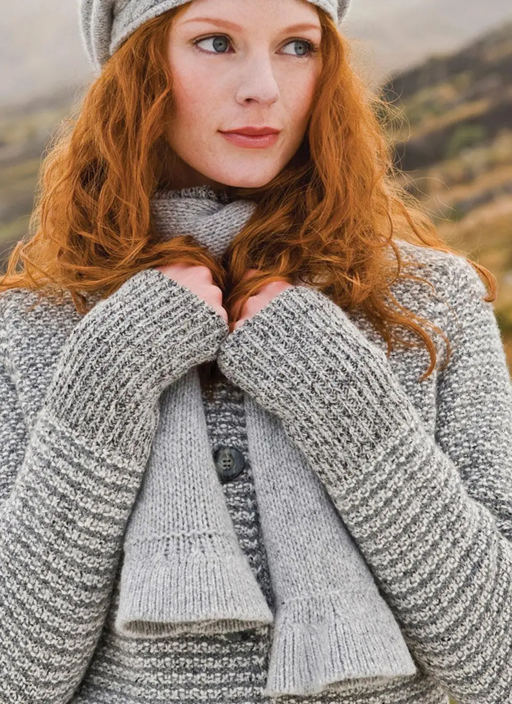 Fisherman Ruffle Scarf Pearl Gray