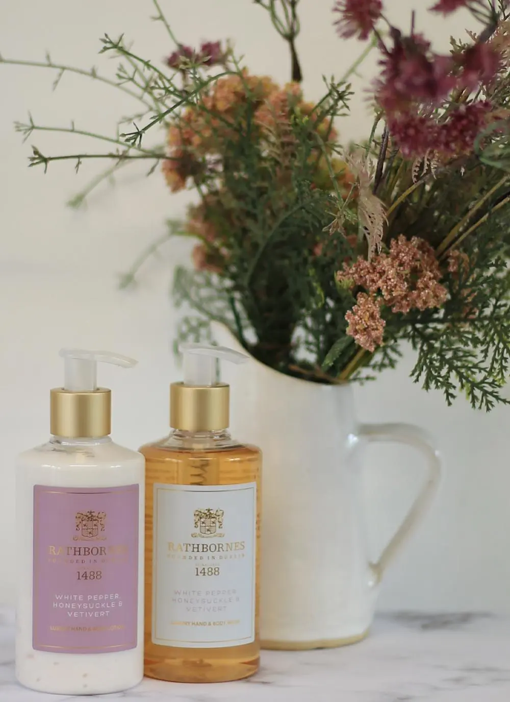 White Pepper, Honeysuckle & Vetivert Luxury Gift Set