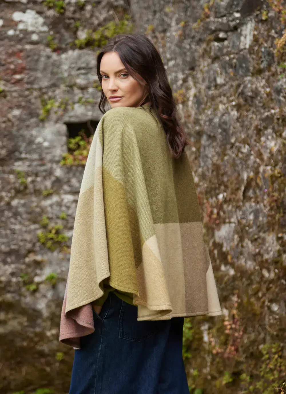 Sue Lambswool Cape