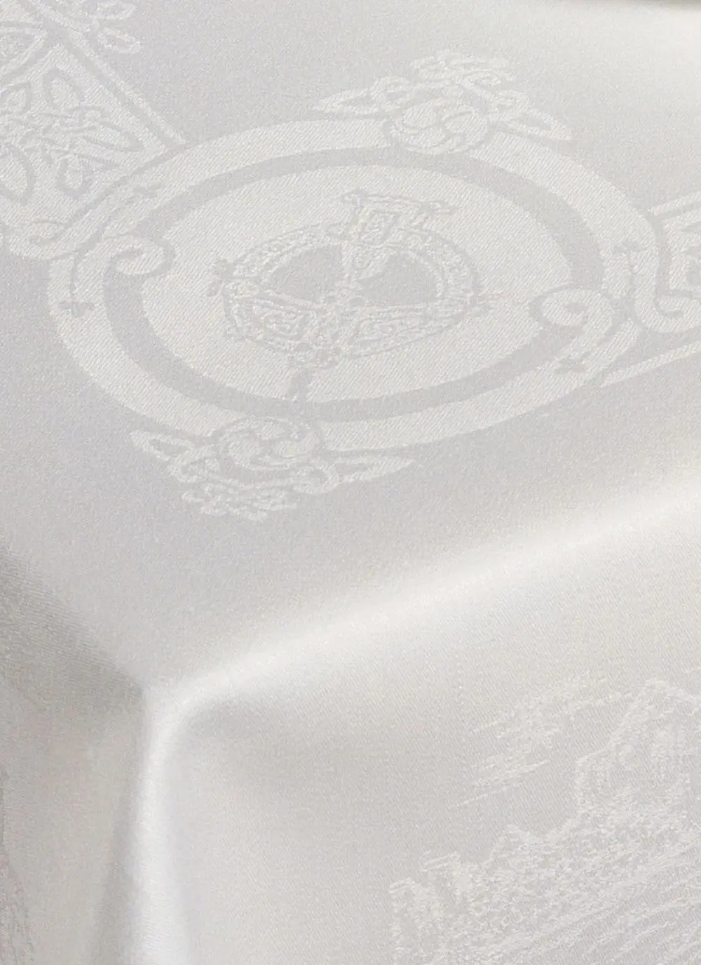 Celtic Linen Tablecloth 54'' x 90'' (Seats 4)  