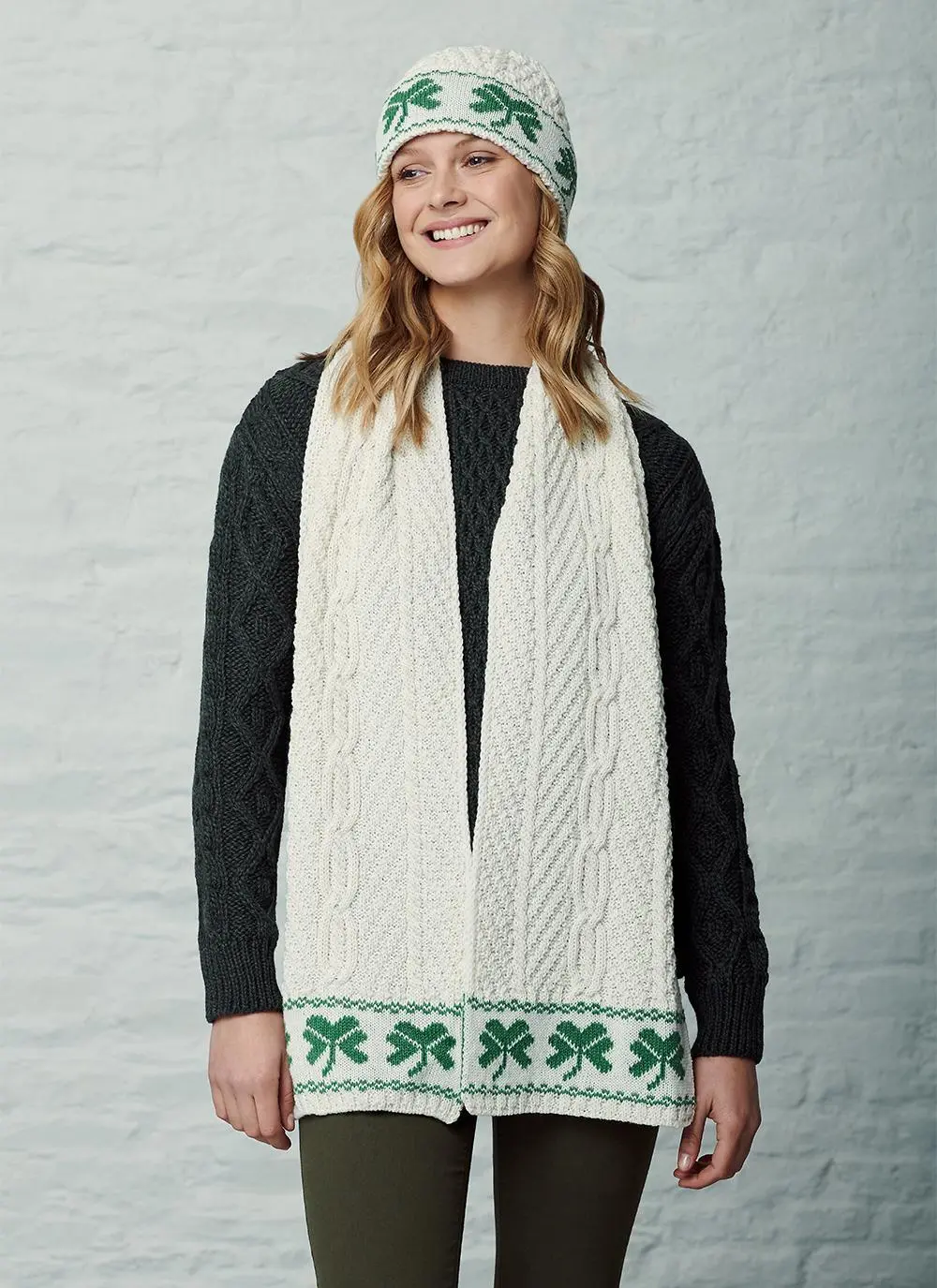 Shamrock Scarf Natural