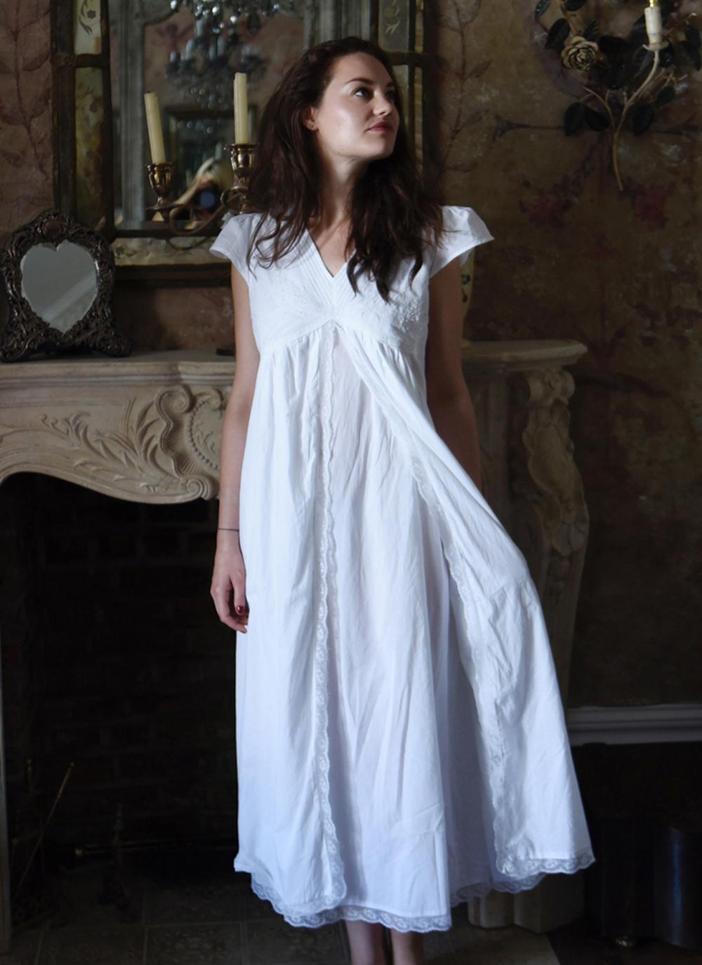 White Nightgown Outlet Websites, Save 51% | jlcatj.gob.mx