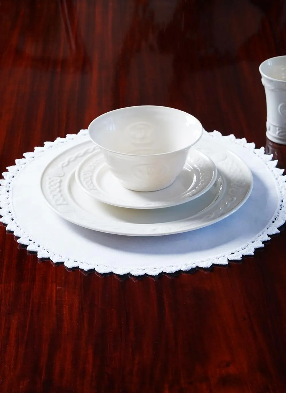 White Shamrock Round Placemats Set of 6 