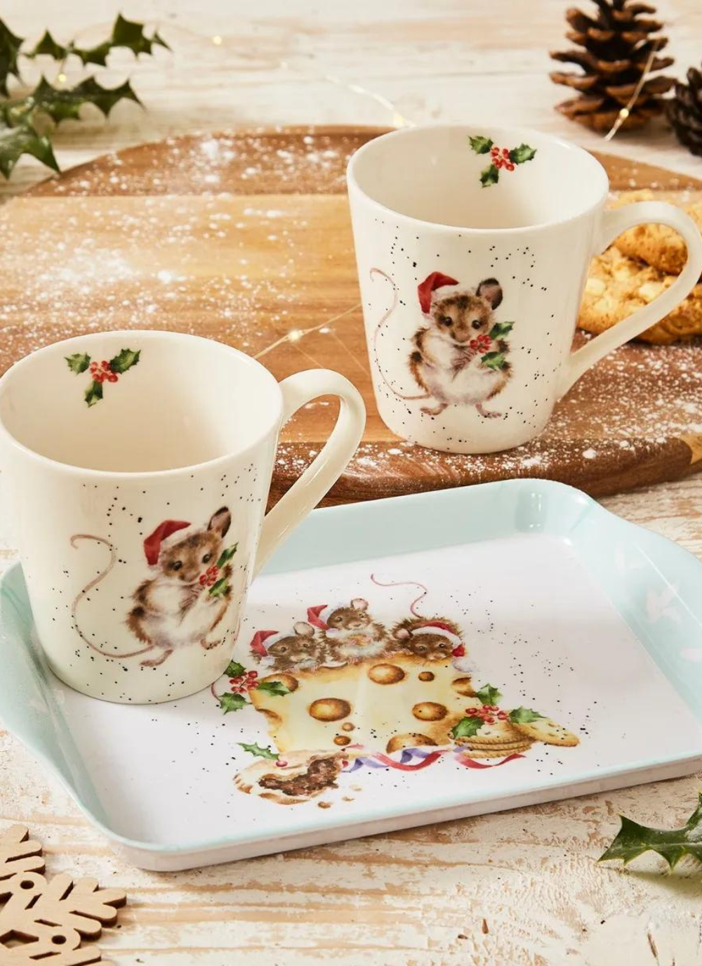 2 mugs and a tray xmas set, depicting mice on a block of cheese