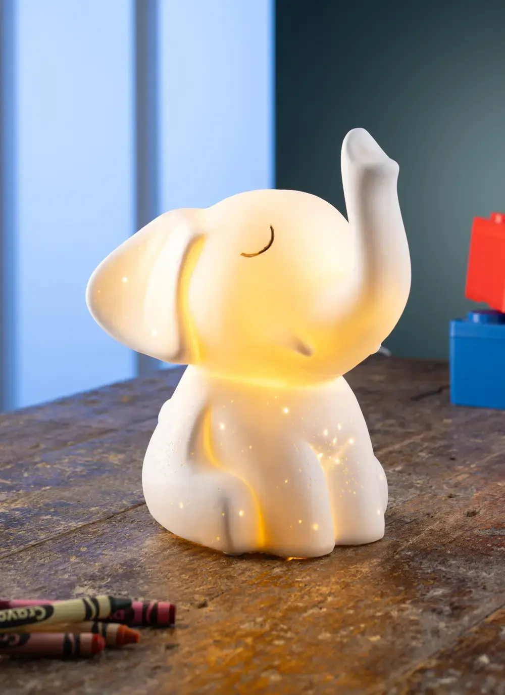 Belleek Ellie the Elephant Luminaire