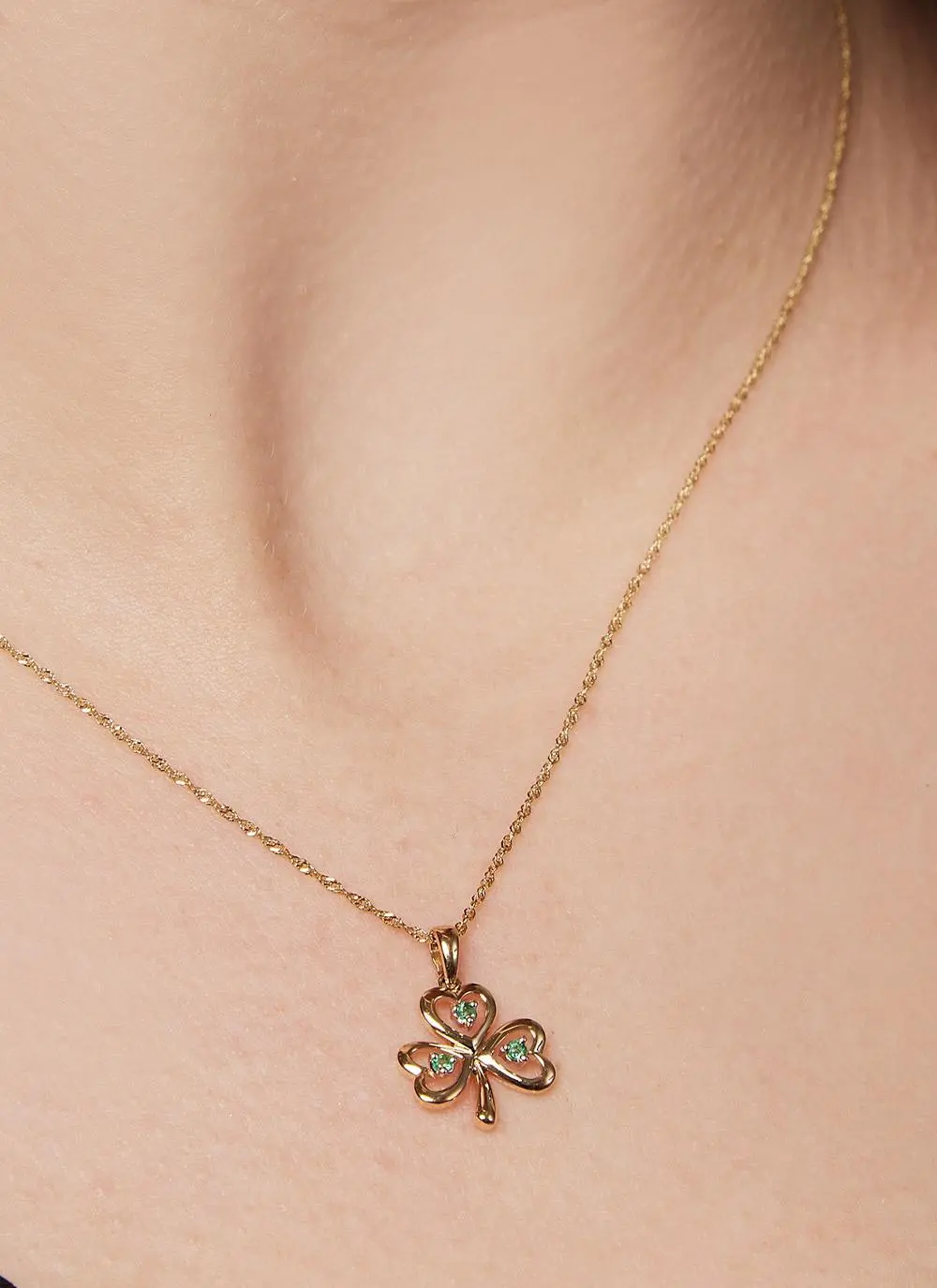 14ct Gold & Emerald Shamrock Pendant