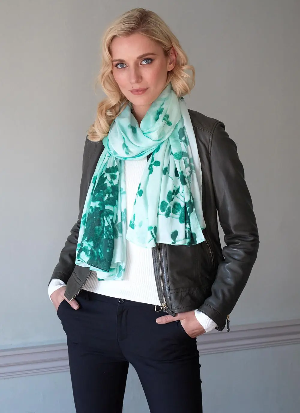 Shamrock Sprig Scarf in Green & White