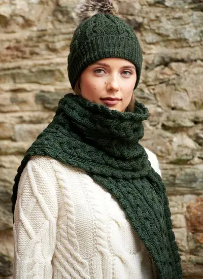 Chunky Cable Knit Scarf