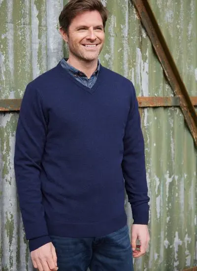 mens navy lightweight lambswool v-neck sweater