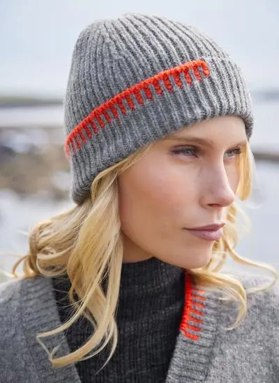 Fisherman Wool Cashmere Blanket Stitch Beanie